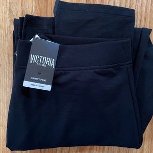 VS Sport Skinny Pant